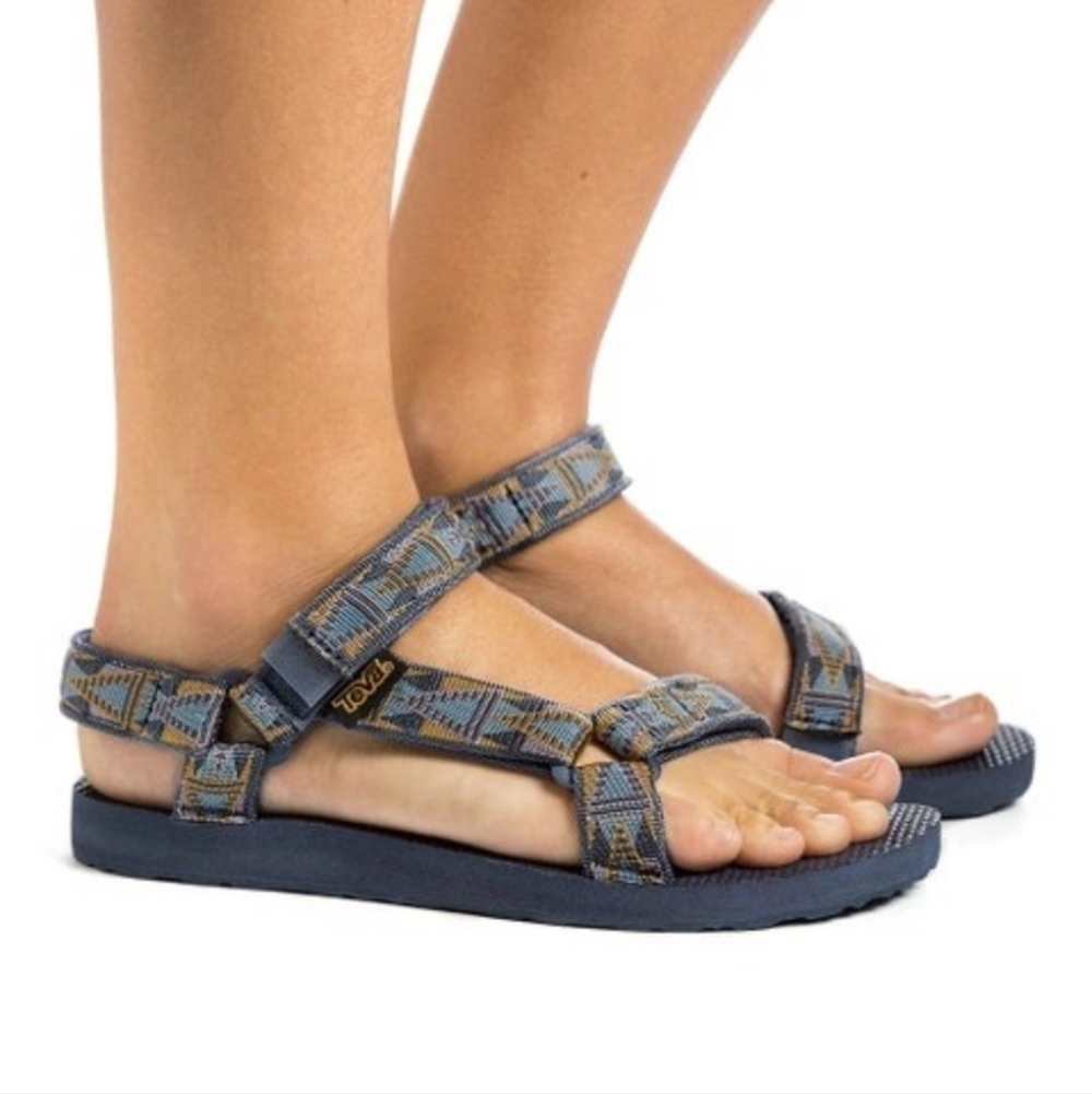 Teva Women Mosaic Indigo Universal Outdoor Sandals Flats shoes sz 6
